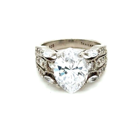 Shiny Cubic Zirconia 925 Silver Ring - Picture 1 of 9